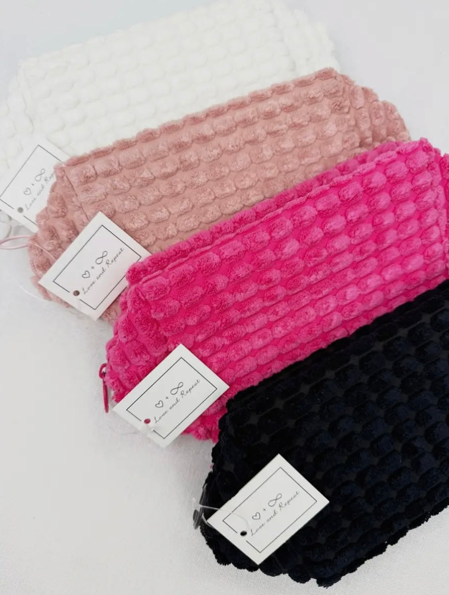 ✨ Chic & Handy Makeup Bags ✨
