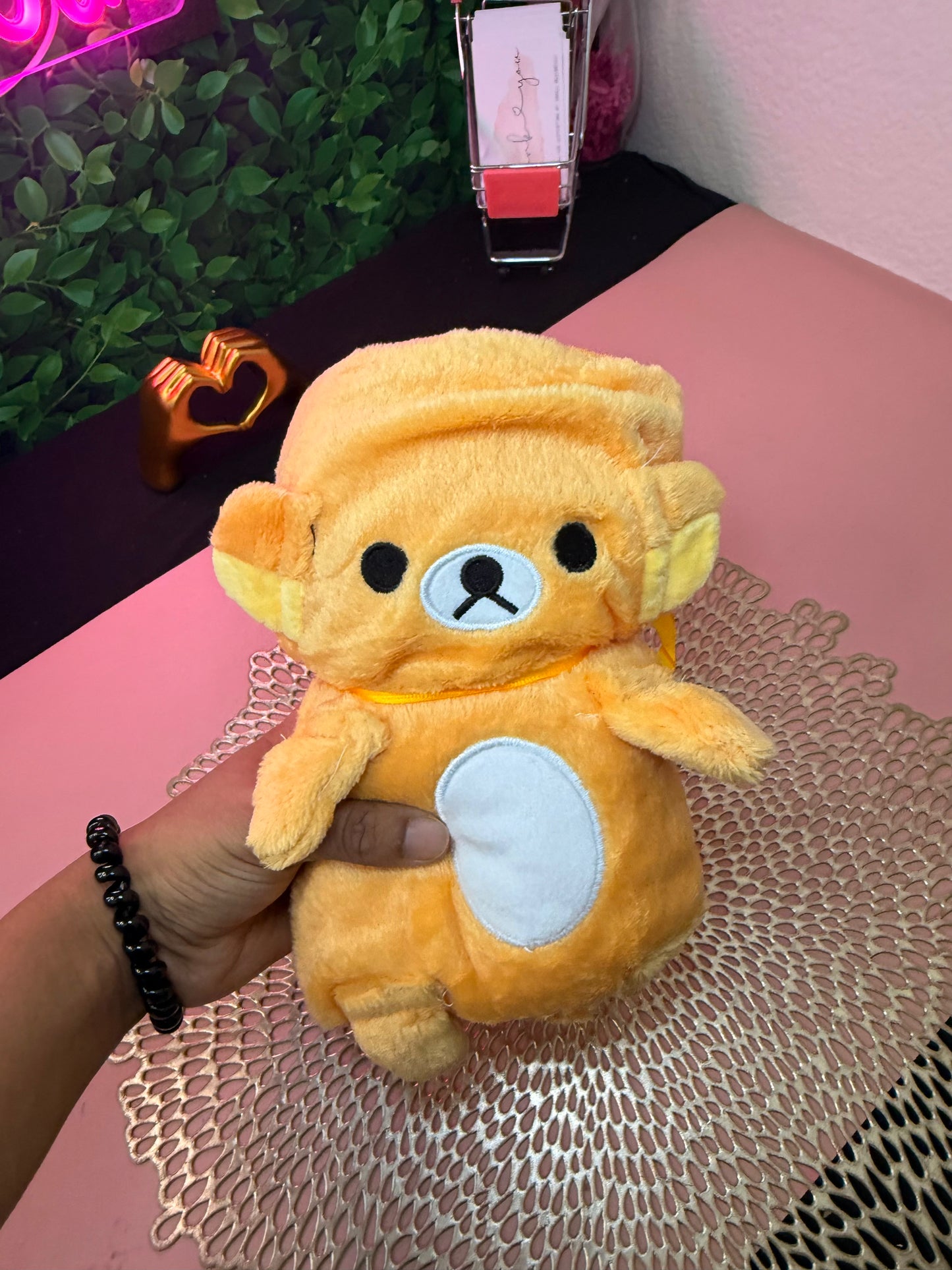 🐾 Cozy Up with the Cutest Animal Lap Blankets 🐾