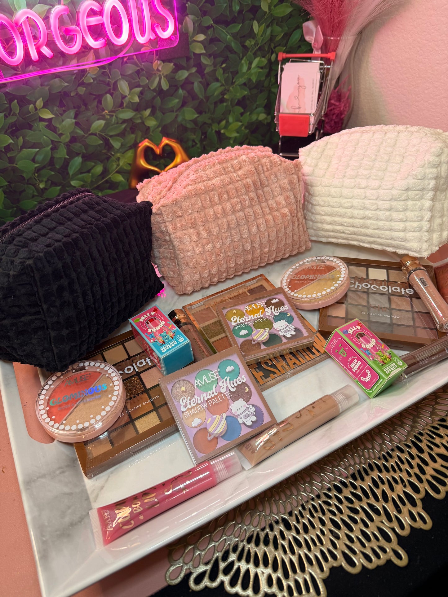 Soft Puff Textured Makeup Bag + 7pc Makeup Bundle – Limited Time Only!