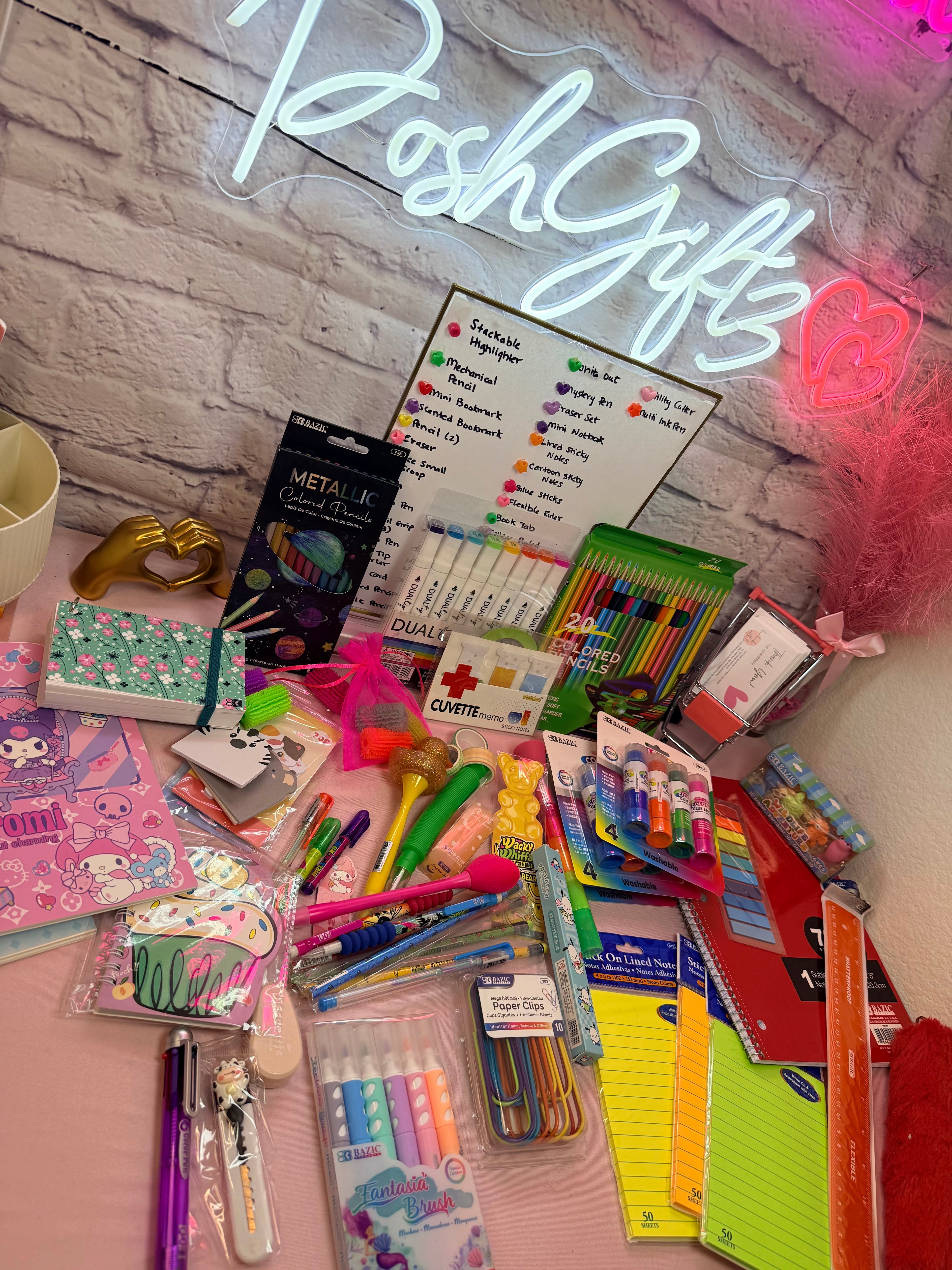 Fun Kawaii Stationary Lucky Scoop!