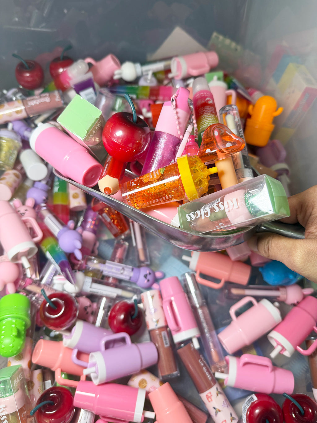 Lucky Lippy Scoop