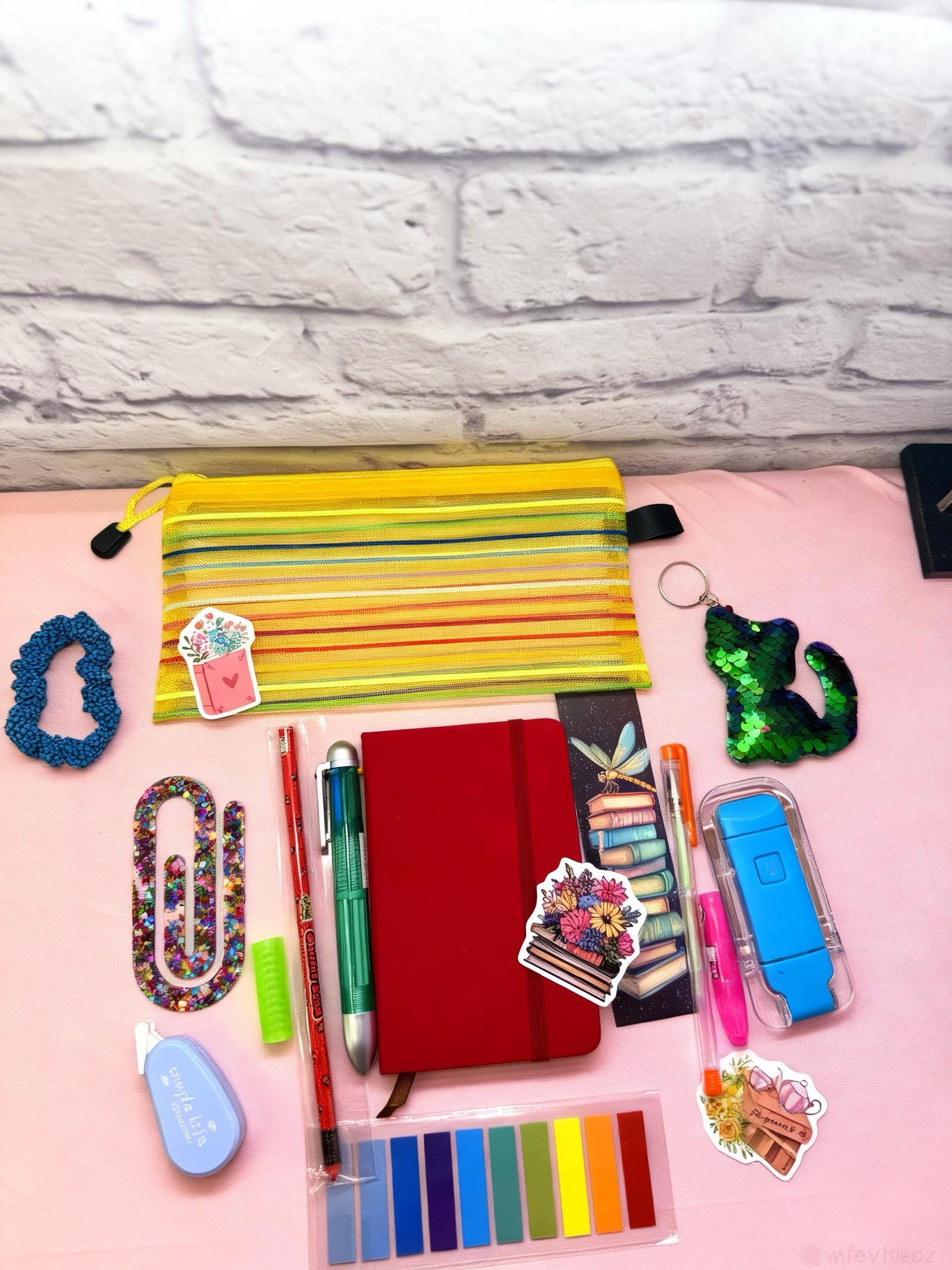 Bookish Bundles - 6 color Options